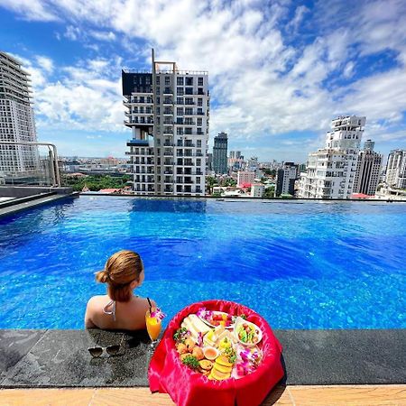 Ocean Hotel Phnom Penh Zewnętrze zdjęcie