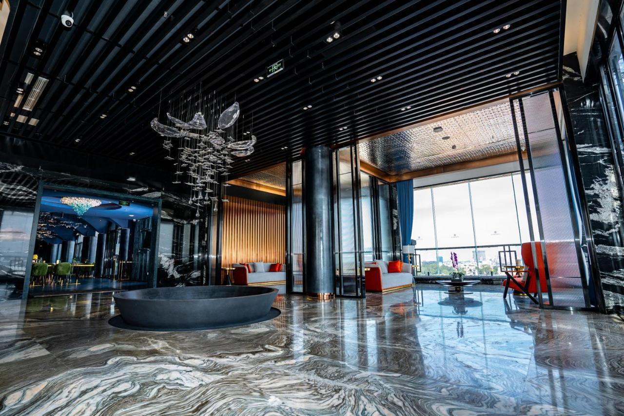 Ocean Hotel Phnom Penh Zewnętrze zdjęcie