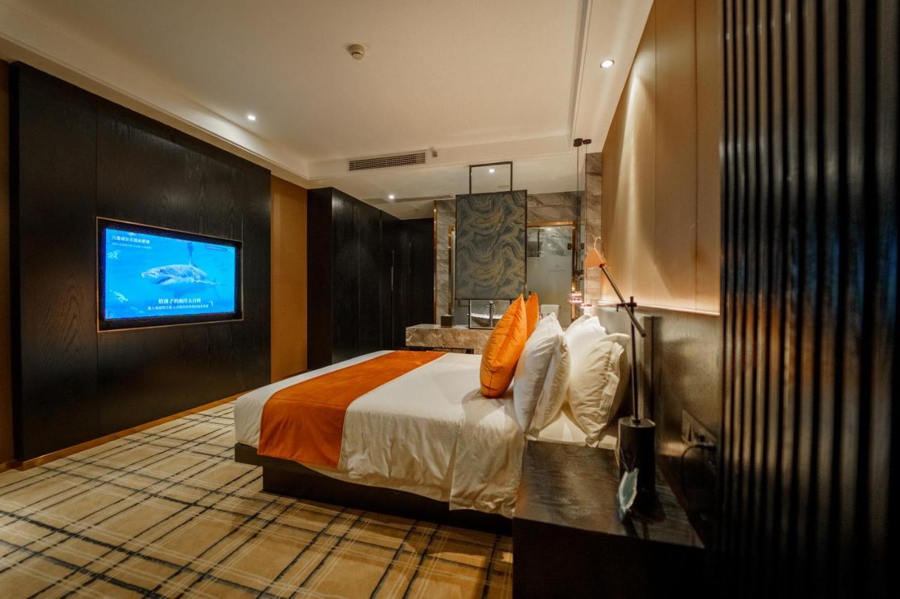 Ocean Hotel Phnom Penh Zewnętrze zdjęcie